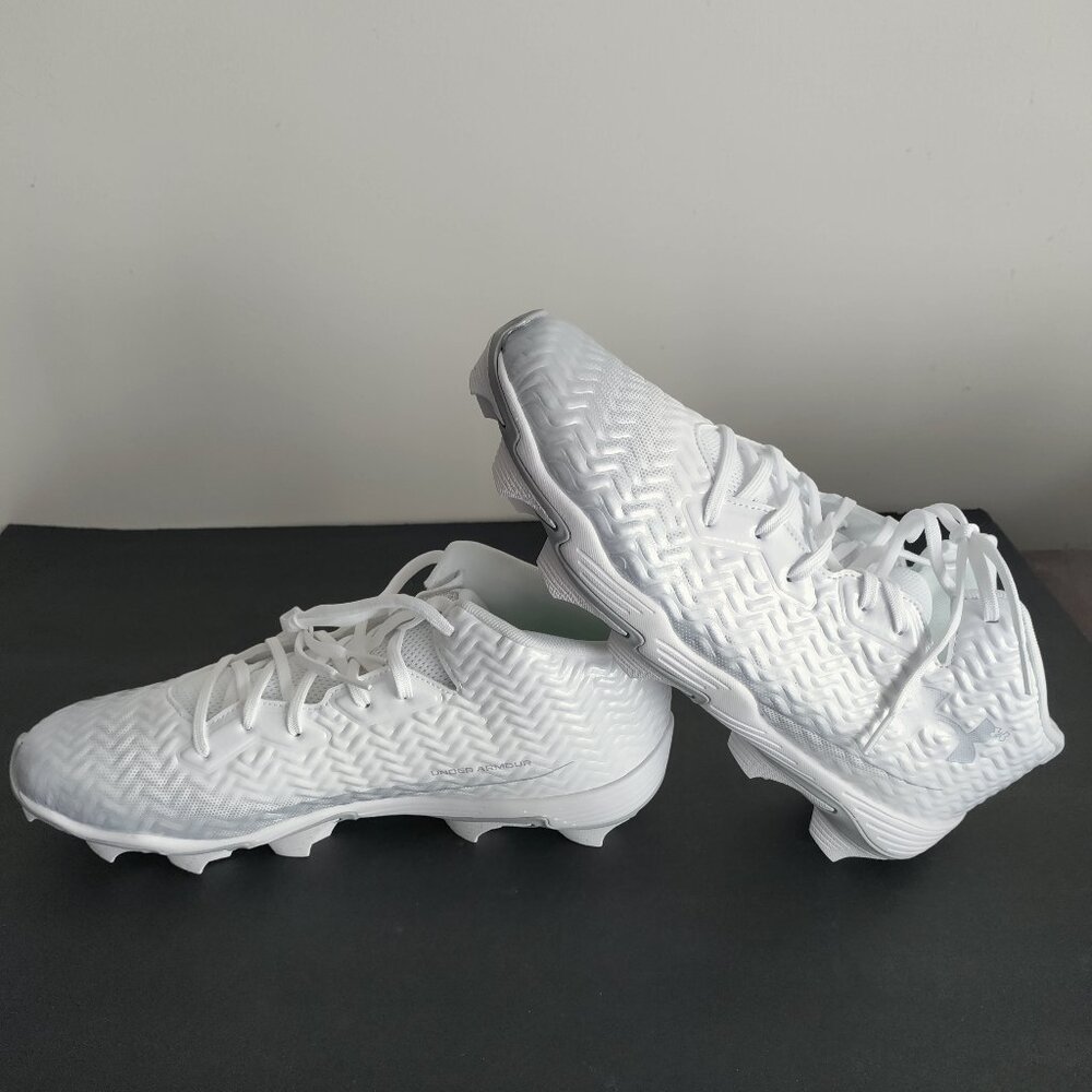 NWOB Under Armour Spotlight Hammer 12 Mens Football Cleats Shoes 3028207-100